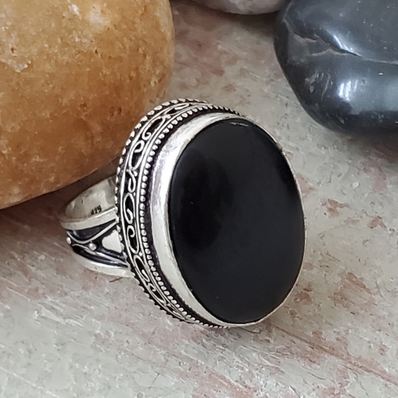 Jewelry - 🖤 BLACK ONYX RING